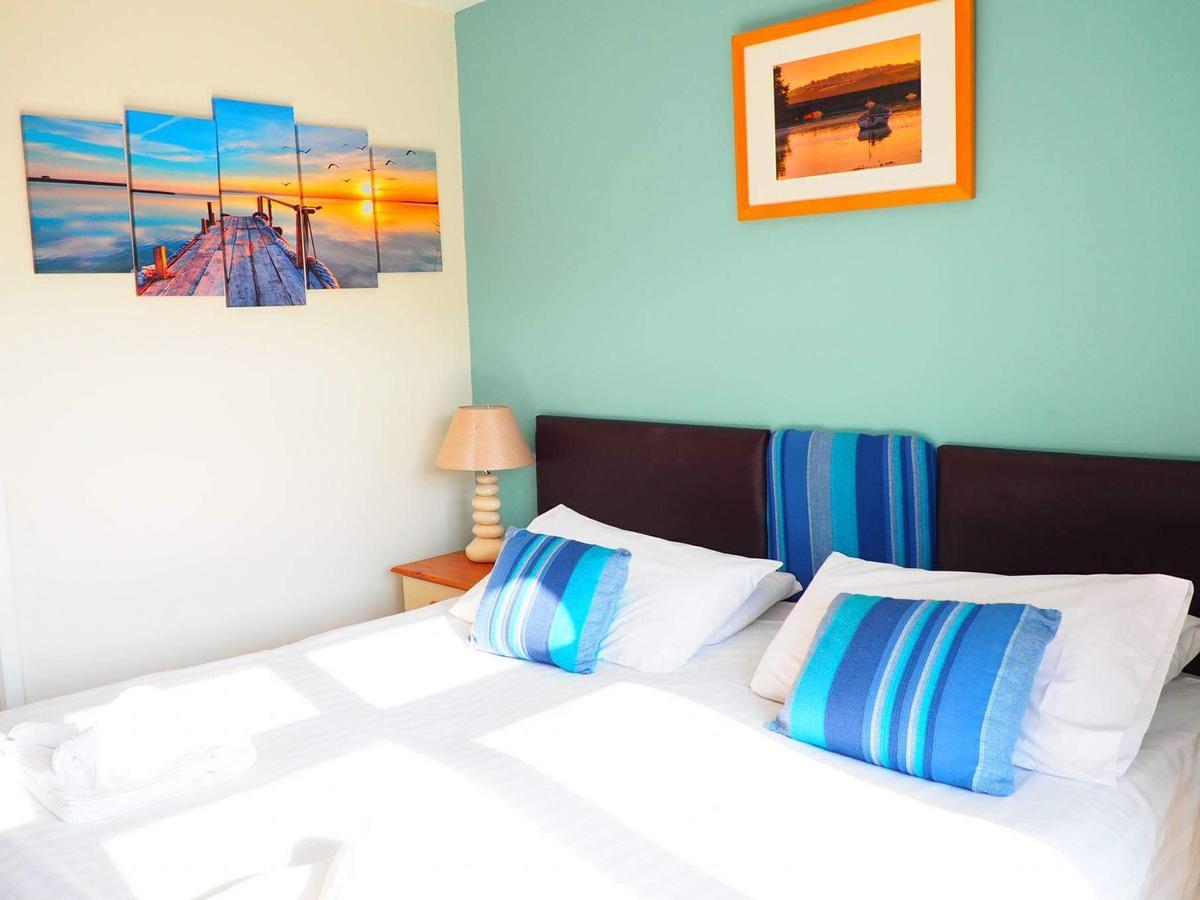 Sun Bay Hotel Kingsbridge  Extérieur photo